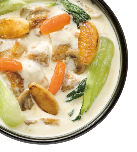 若鶏もも肉のりんご酢風味クリーム煮