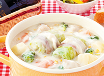 [ 時短レシピ ]ベーコン巻きロールキャベツのクリームシチュー