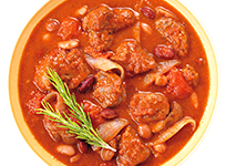 柔らかラム肉のトマト煮込み